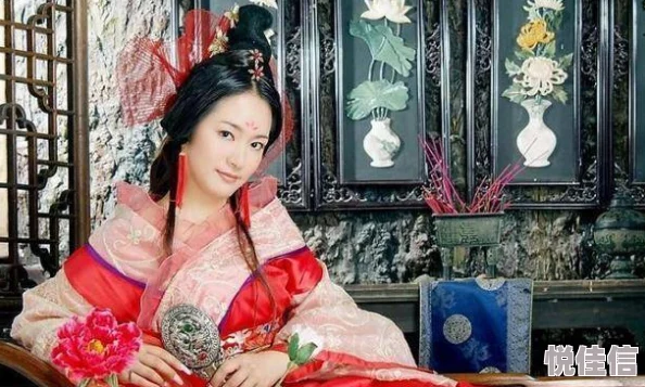 婢女上位记屋里的星星女主发现新的秘密通道疑似通往宫外