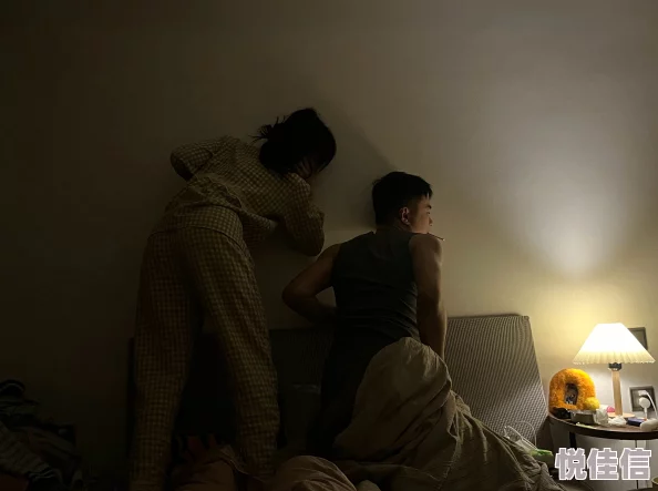 隔壁传来的娇吟声1一7听说隔壁小情侣最近天天吵架这几天又和好了